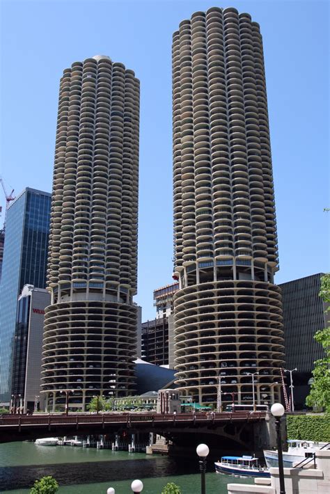 marina city bertrand goldberg